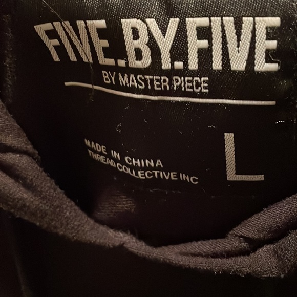 Great condition short sleeve hoodie - Picture 5 of 5